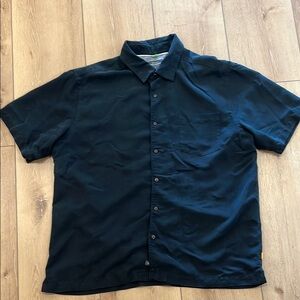 Quiksilver Waterman Collection Men's Black Casual Button-Down Shirt